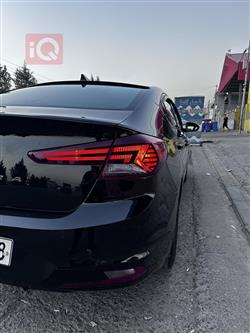 هیوندای ئەلەنترا